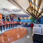 Hilton 5*