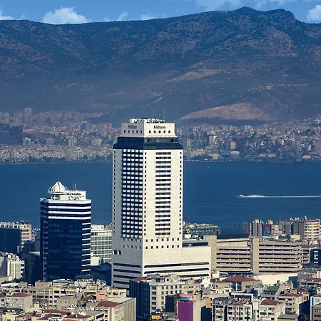فندق Hilton إزمير