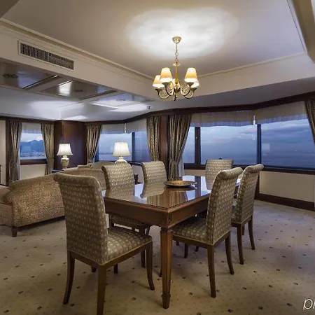 Hilton 5*