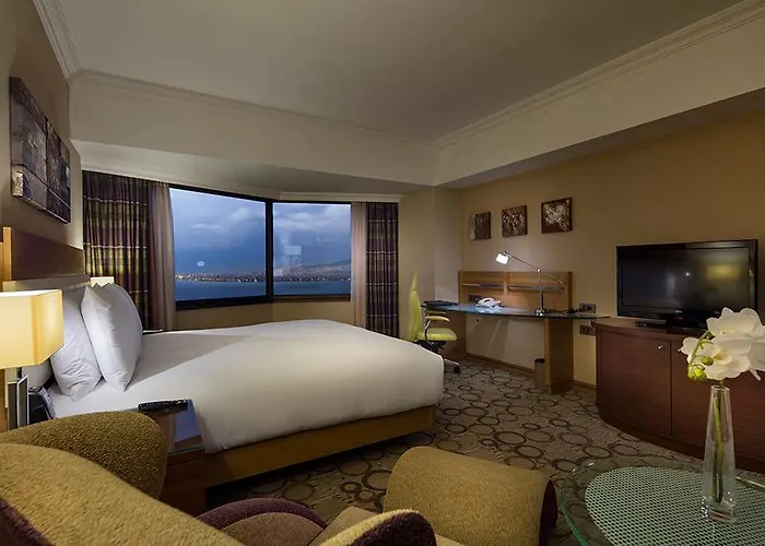 Hilton 5* איזמיר